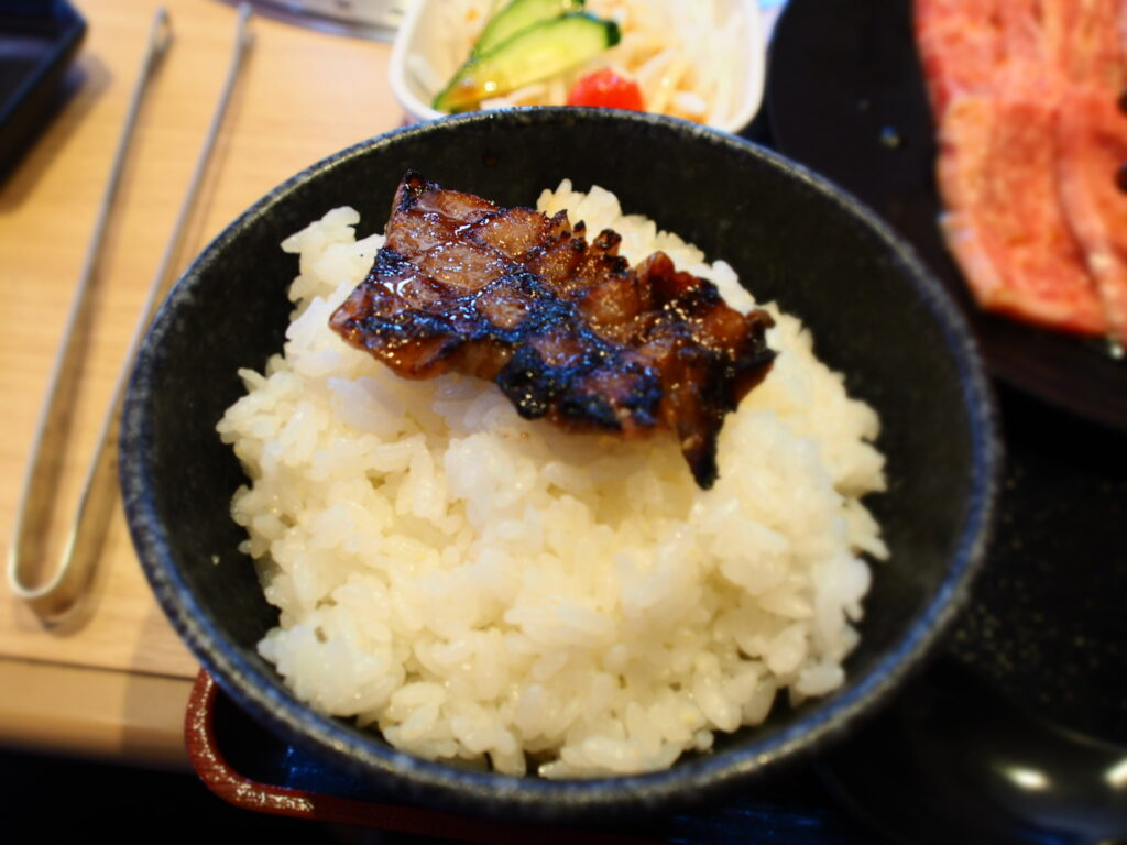 ランチタイムも大満足！
こだわりのお米と人気メニュー