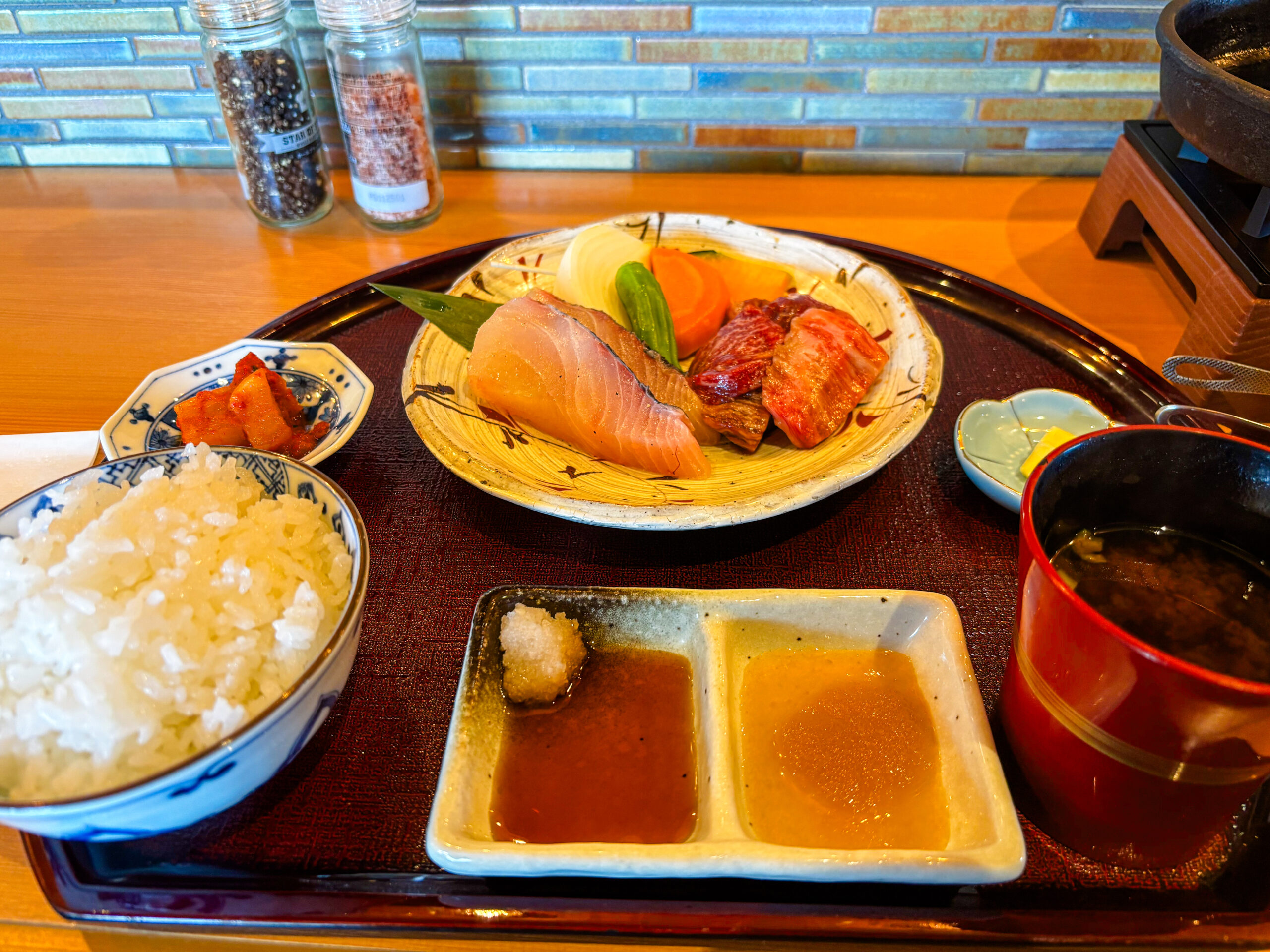 大人気の「日替わり鉄板定食」
